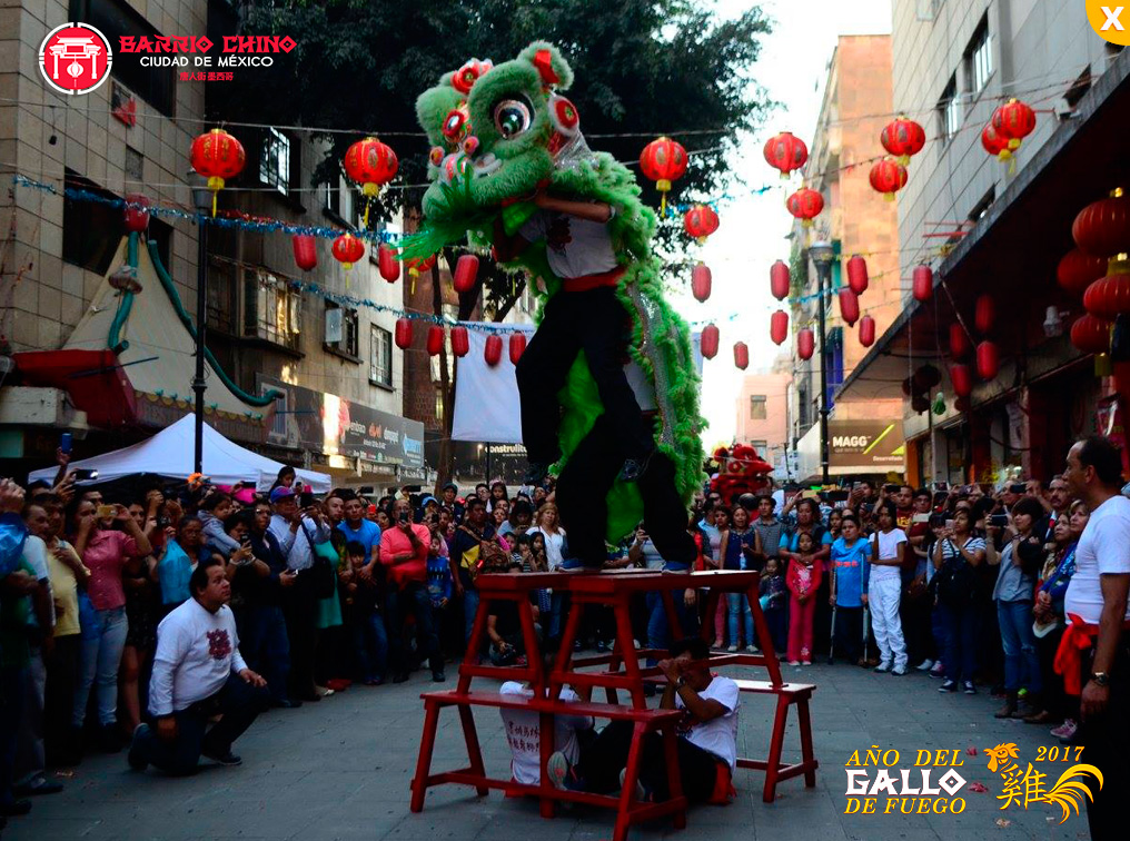 Celebración del Año Nuevo Chino-GALLO FUEGO 2017.