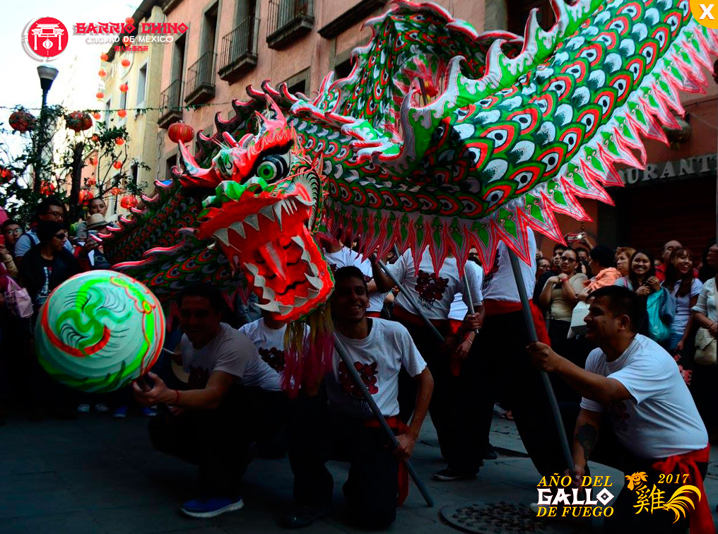 Celebración del Año Nuevo Chino-GALLO FUEGO 2017.