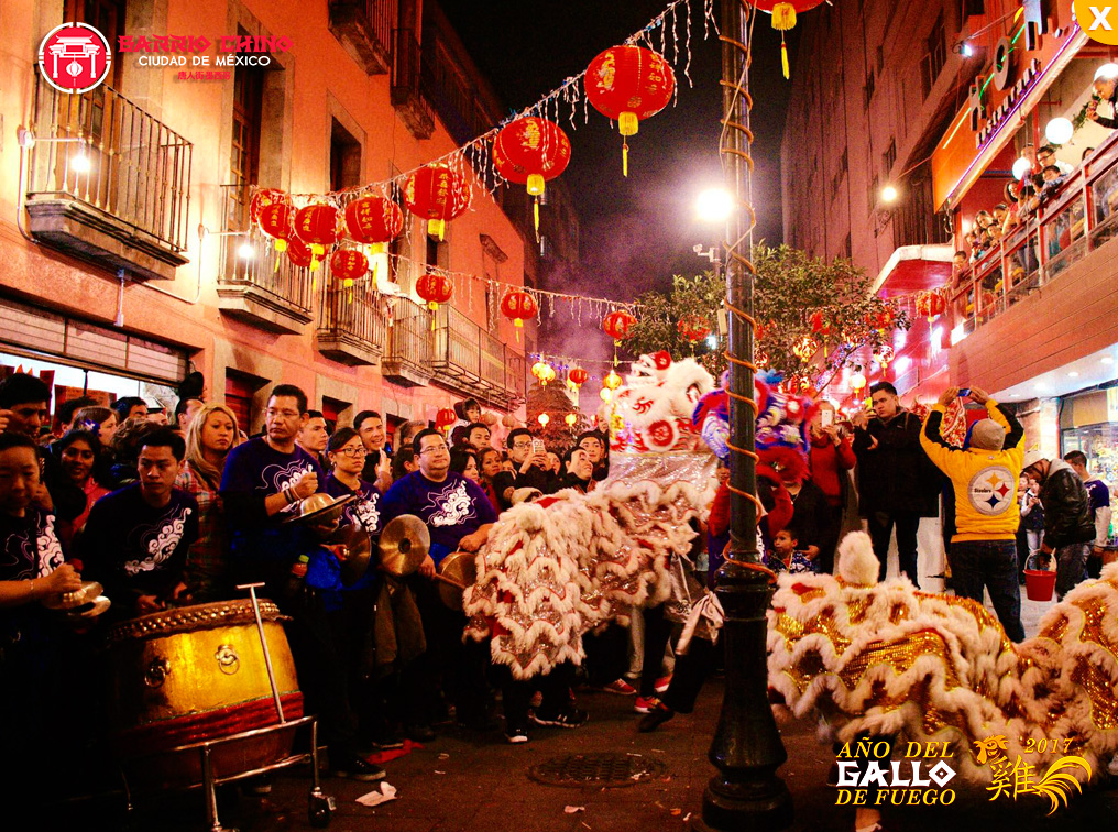 Celebración del Año Nuevo Chino-GALLO FUEGO 2017.